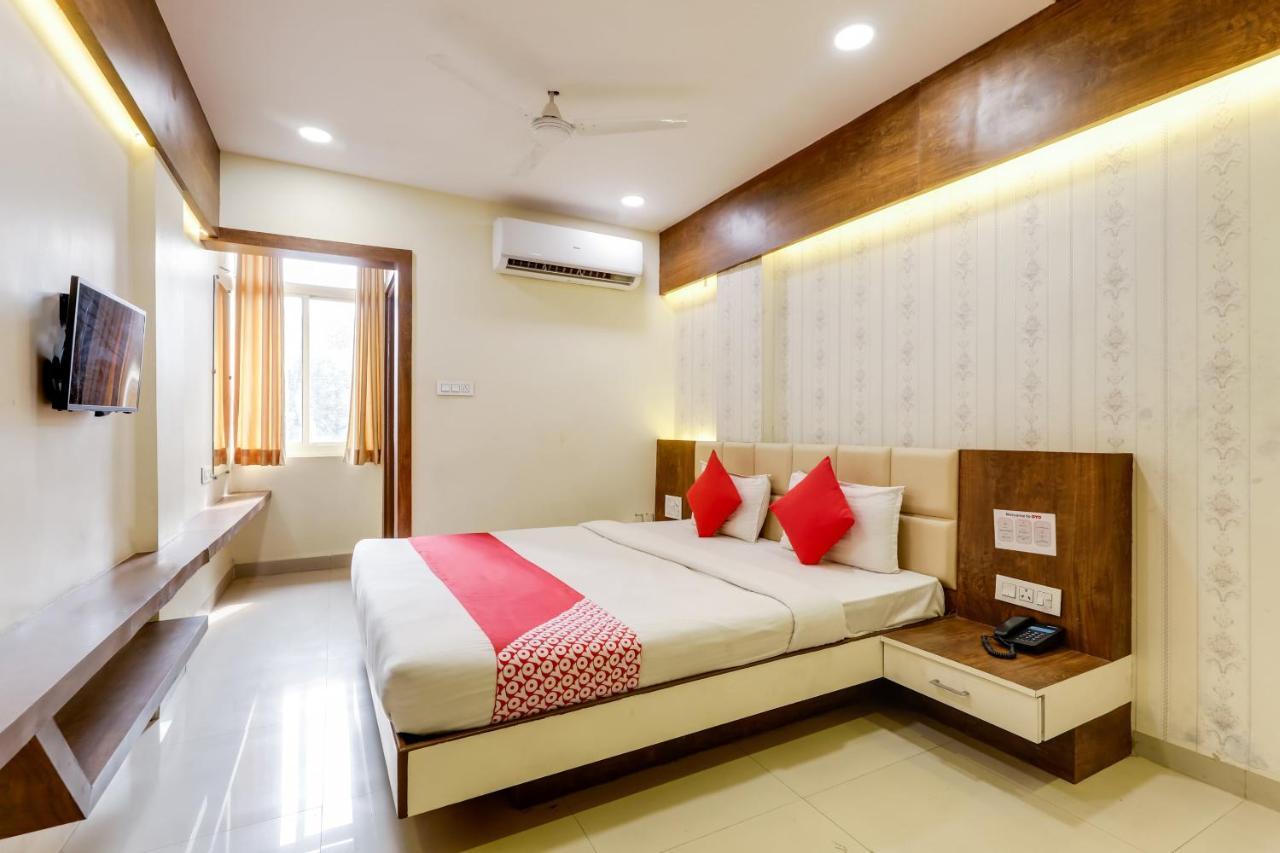 Oyo 16733 Hotel Sunshine Indore Zewnętrze zdjęcie