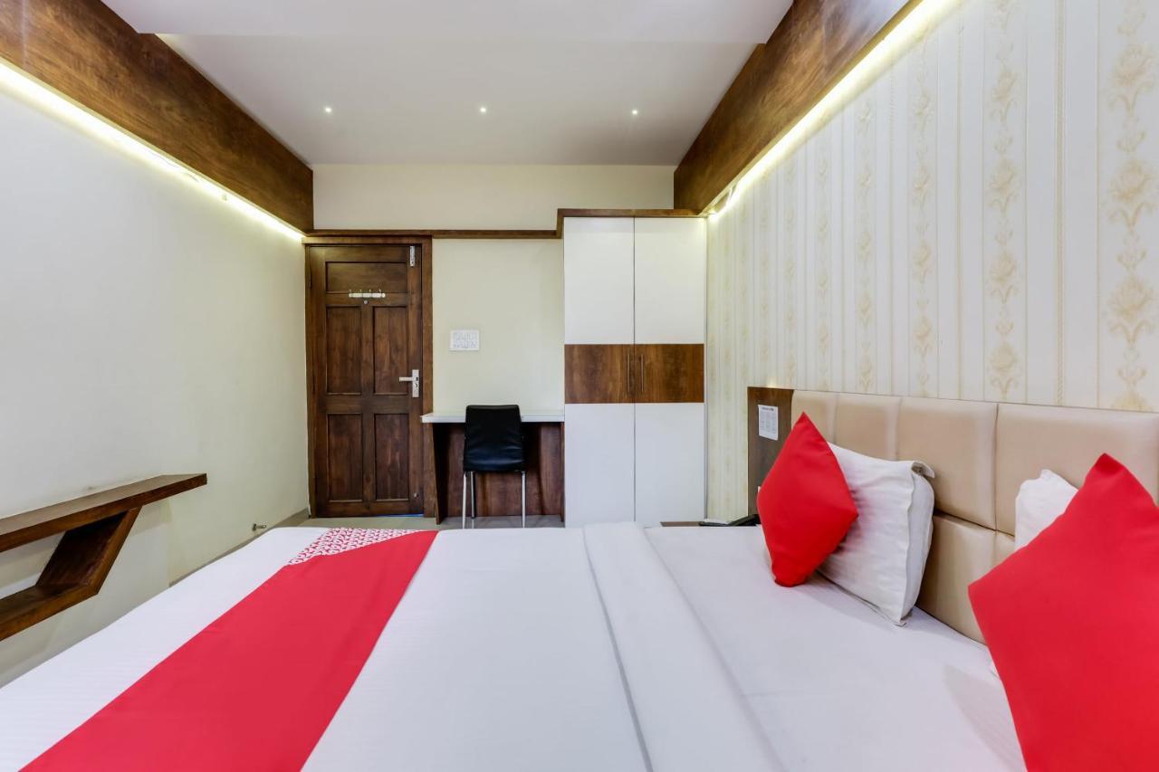Oyo 16733 Hotel Sunshine Indore Zewnętrze zdjęcie